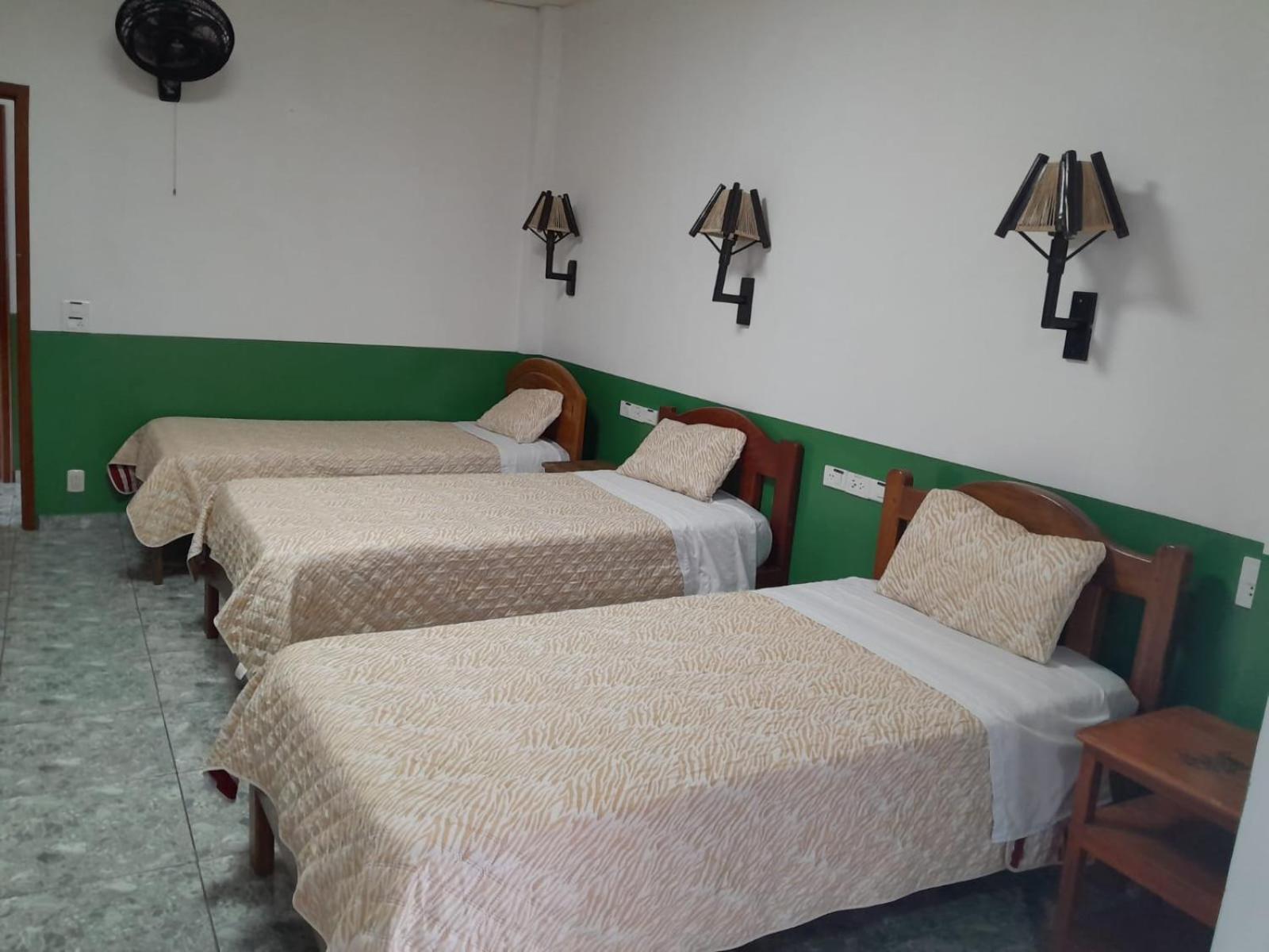 Hostal Limoncocha Tena Eksteriør billede